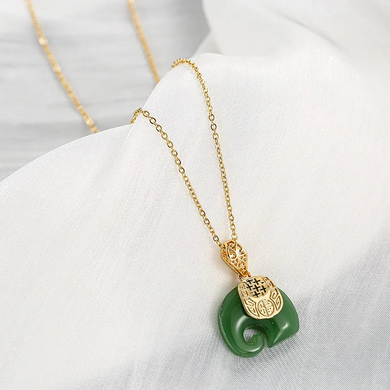 316L Stainless Steel Jade Elephant High Quality Pendant Necklace Woman Fashion Elegant Jewelry Accessories Gift for Mom