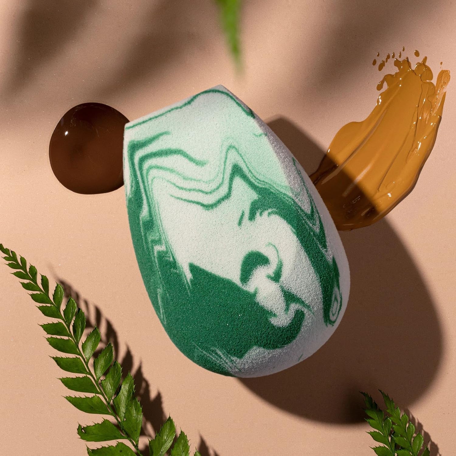 Ecotools Core Five Make-Up-Pinsel- Und Schwamm-Set, Für Lidschatten, Rouge, Bronzer, Eyeliner Und Foundation, Make-Up Blending Schwamm, Pinsel Essentials, 5-Teiliges Set