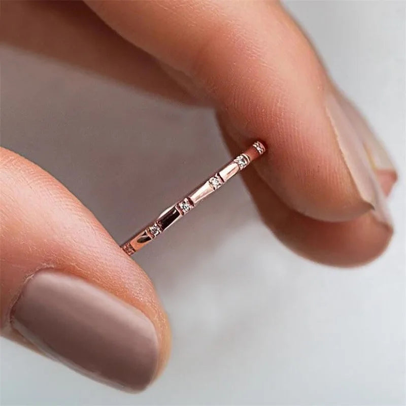 2021 New Trend Thin Rings for Women Silver Color/Rose Gold Color Statement Ring Wedding Engagement Jewelry Drop Shipping