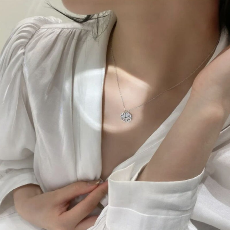 Magnetic Folding Heart Clover Necklace - 2-in-1 Retro Jewelry for Women